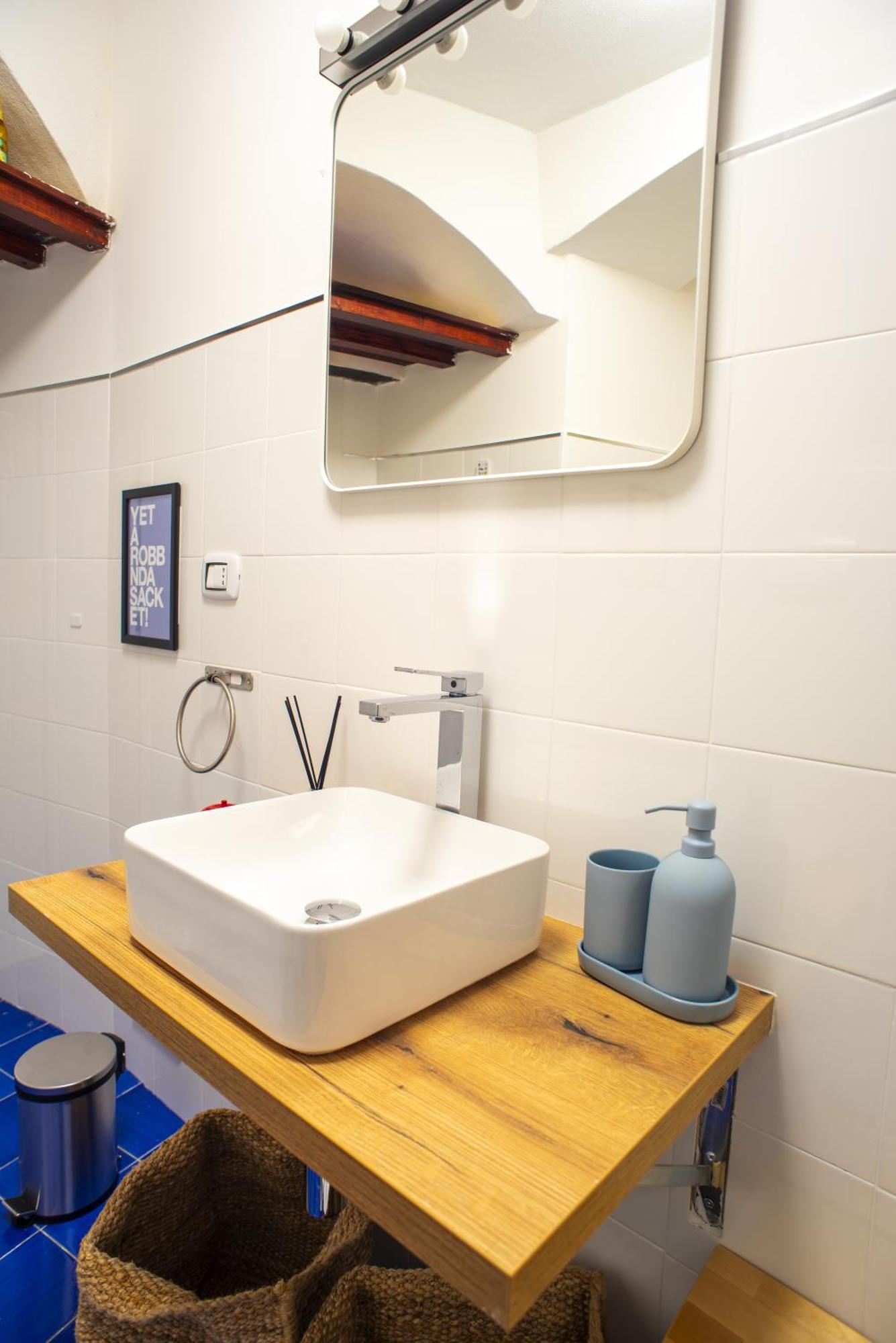 Conte Bed & Breakfast Salerno Centro Luaran gambar